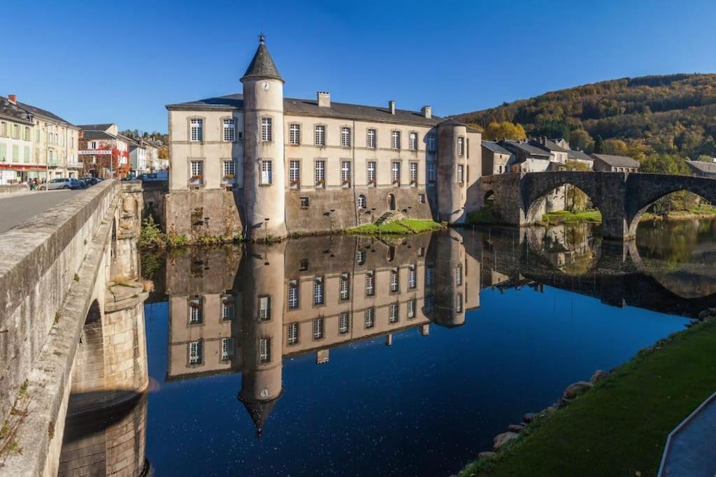 Gite Belfortes Plein Coeur De Brassac Brassac  외부 사진